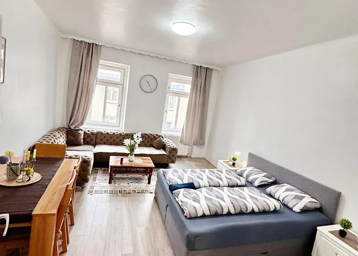 Apartman Lovely - 15 Min From Airport & Center, 5 Min From Main-bus Station Ez10a Bécs